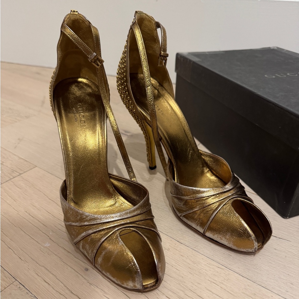 Gucci Burnished Gold Metallic Leather Studded Peep Toe Heels - Picture 2 of 10